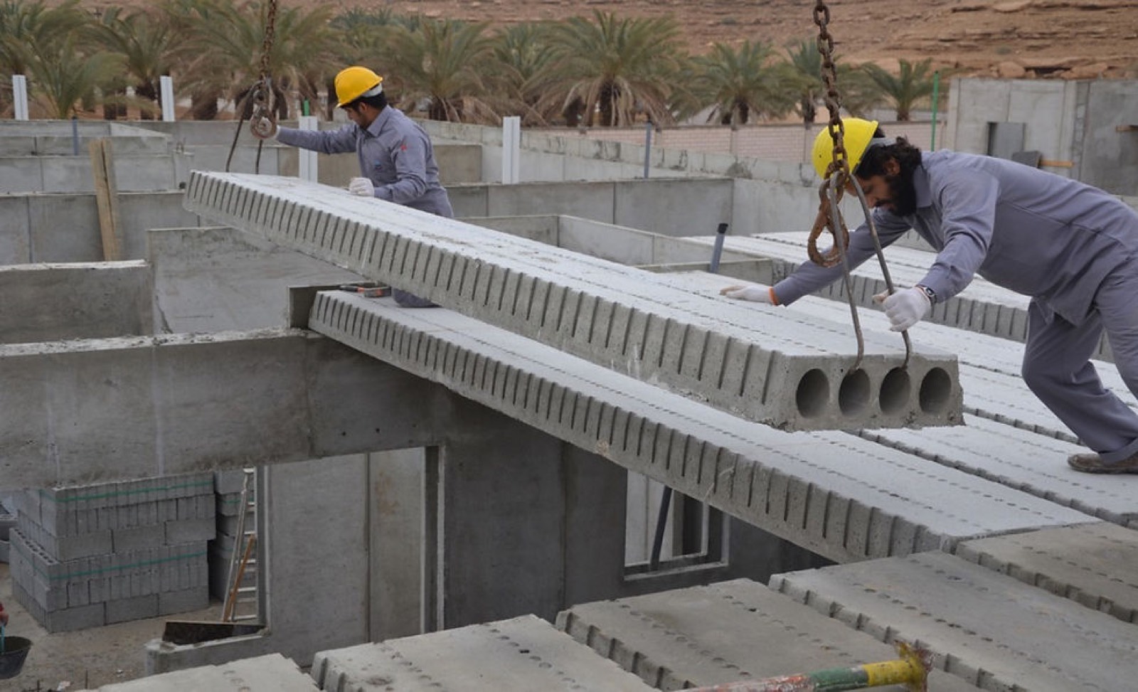 Precast concrete construction